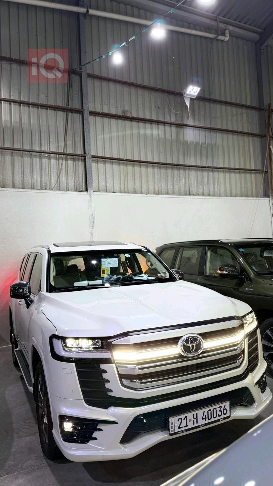 تۆیۆتا لاند کروزەر